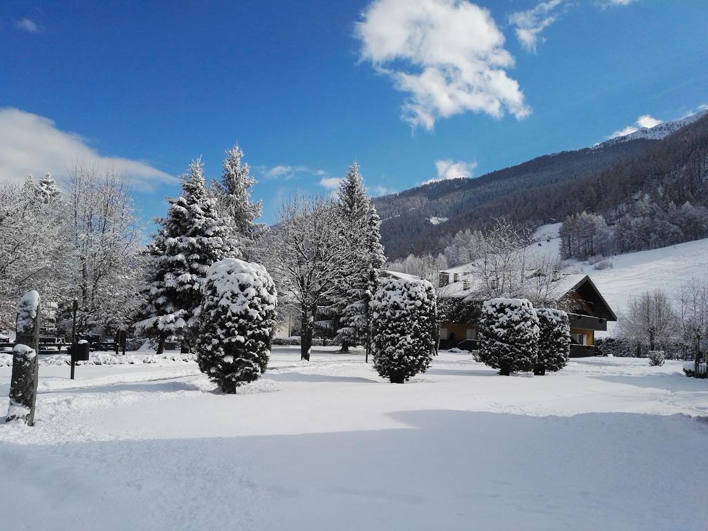 Отель Chalet Dafne Априка Экстерьер фото